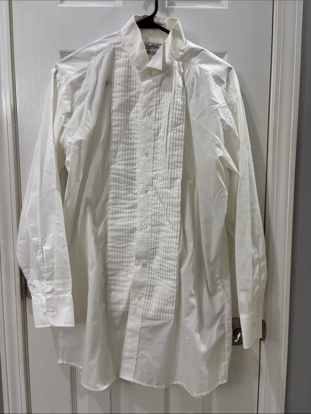 Classic White Pleated Front Dress Shirt - Unbranded